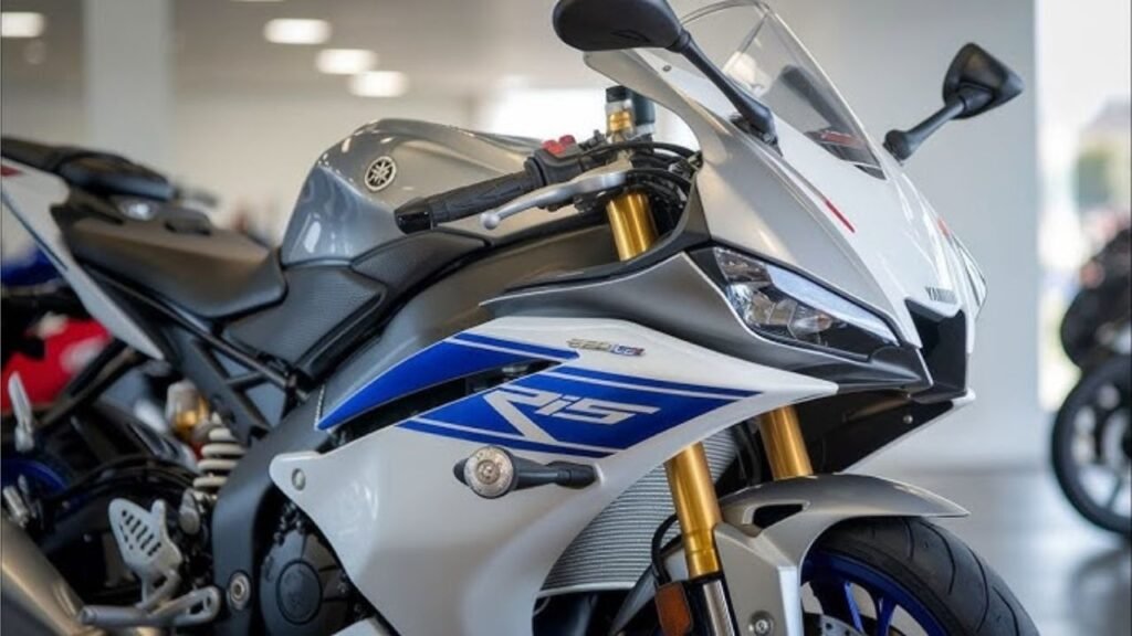 Yamaha R15 V5